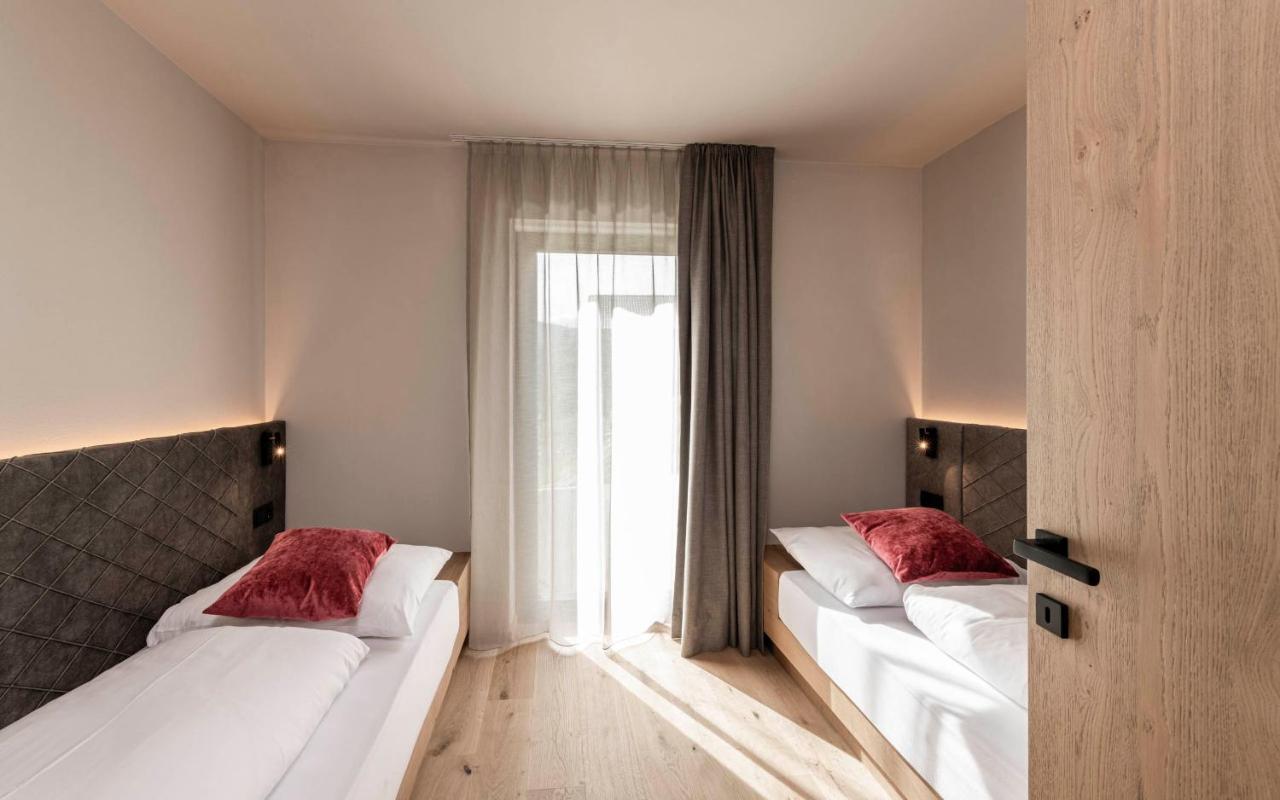 Residence Le Fostue Сан-Віджиліо-ді-Мареббе Екстер'єр фото